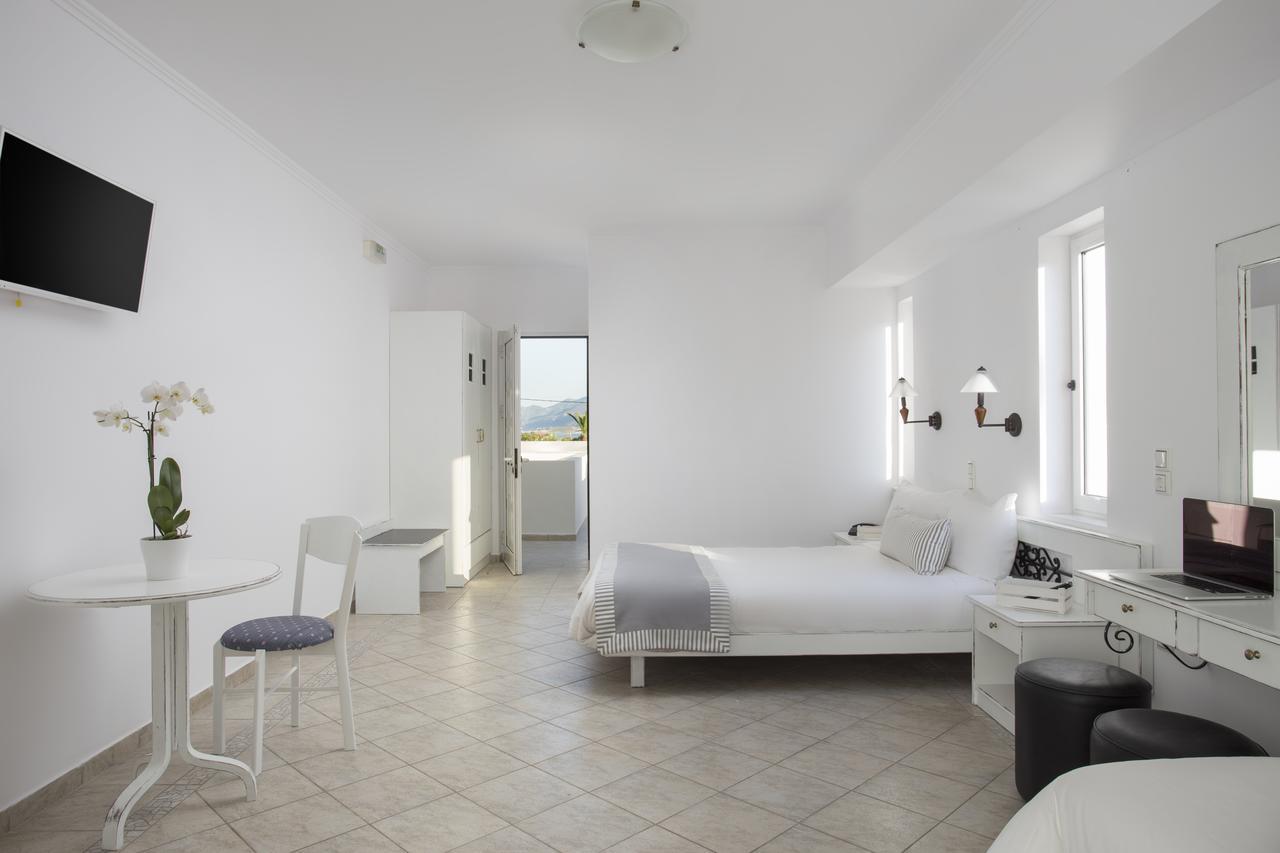 Iris Beach Hotel Monemvasia Exterior photo