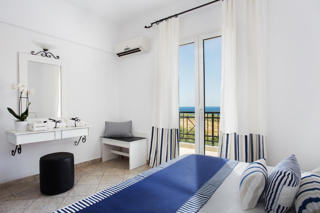 Iris Beach Hotel Monemvasia Exterior photo