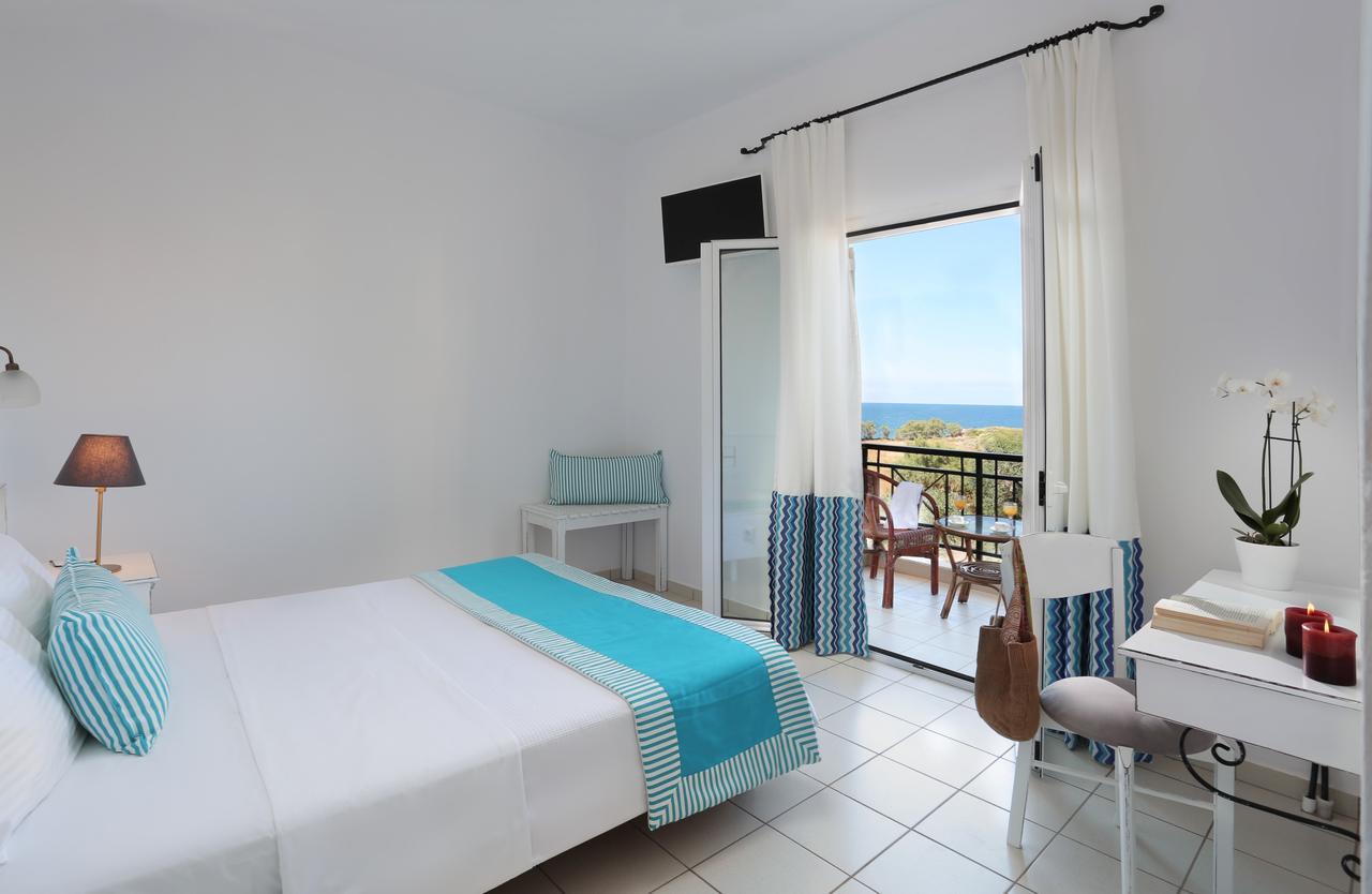 Iris Beach Hotel Monemvasia Exterior photo