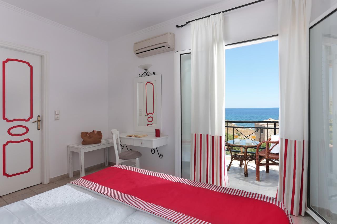 Iris Beach Hotel Monemvasia Exterior photo