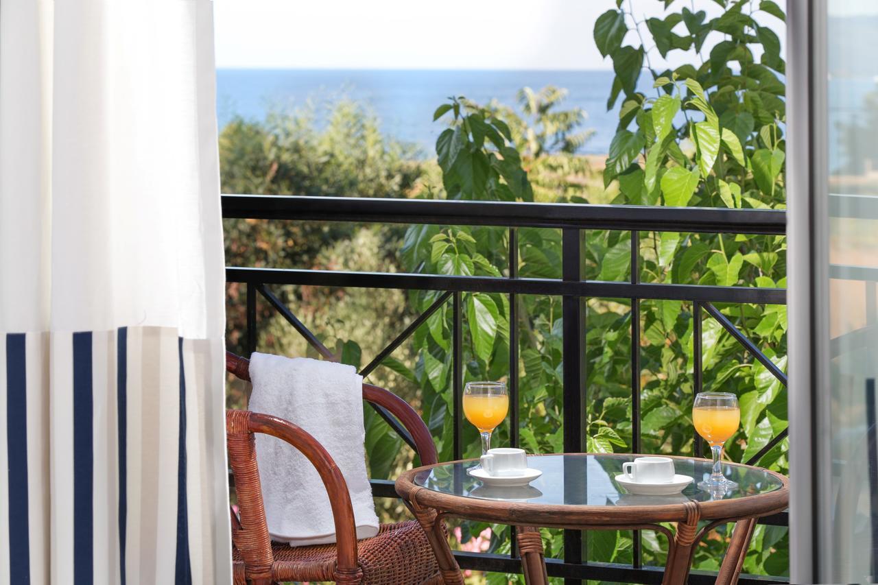 Iris Beach Hotel Monemvasia Exterior photo