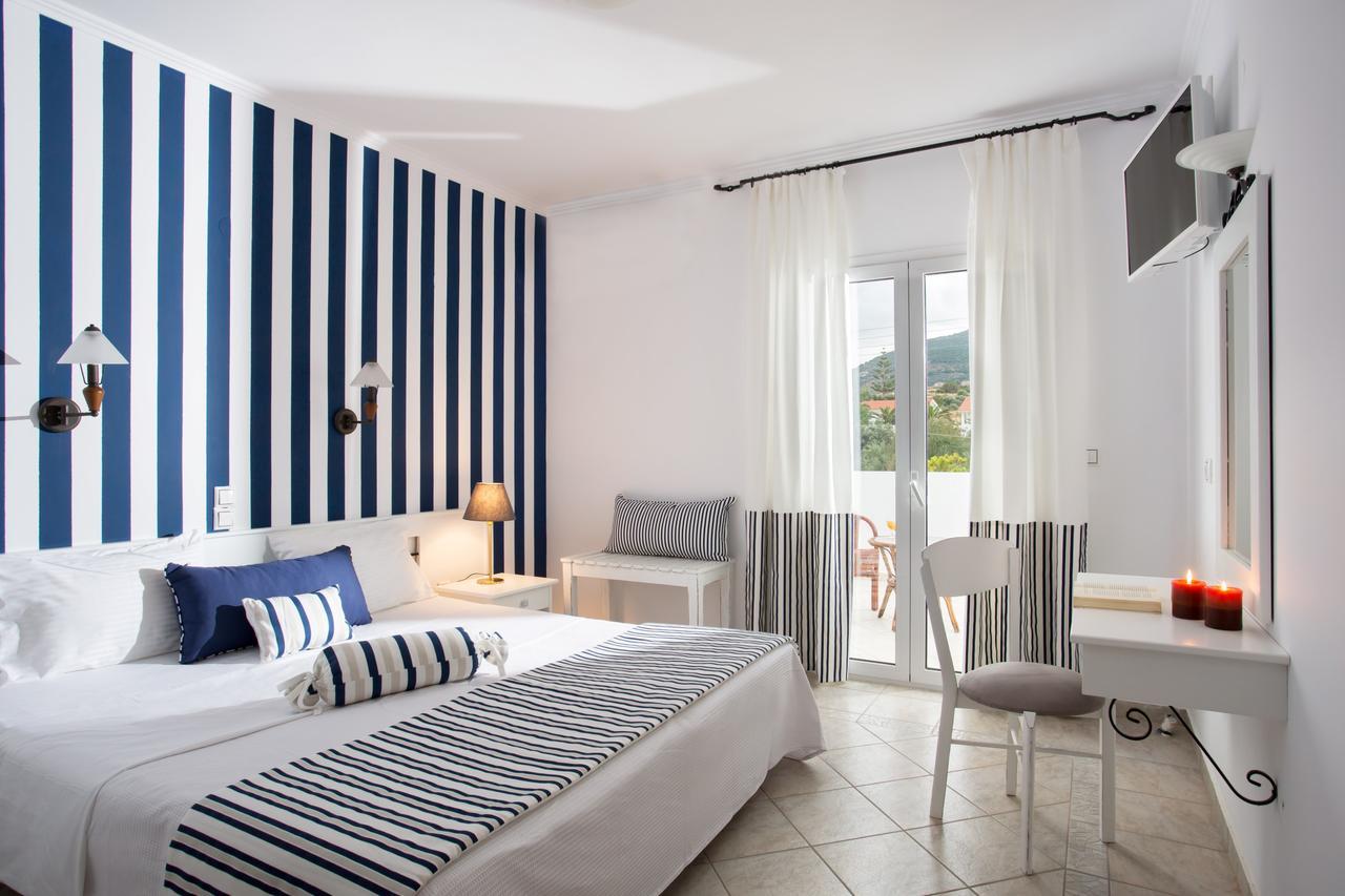 Iris Beach Hotel Monemvasia Exterior photo