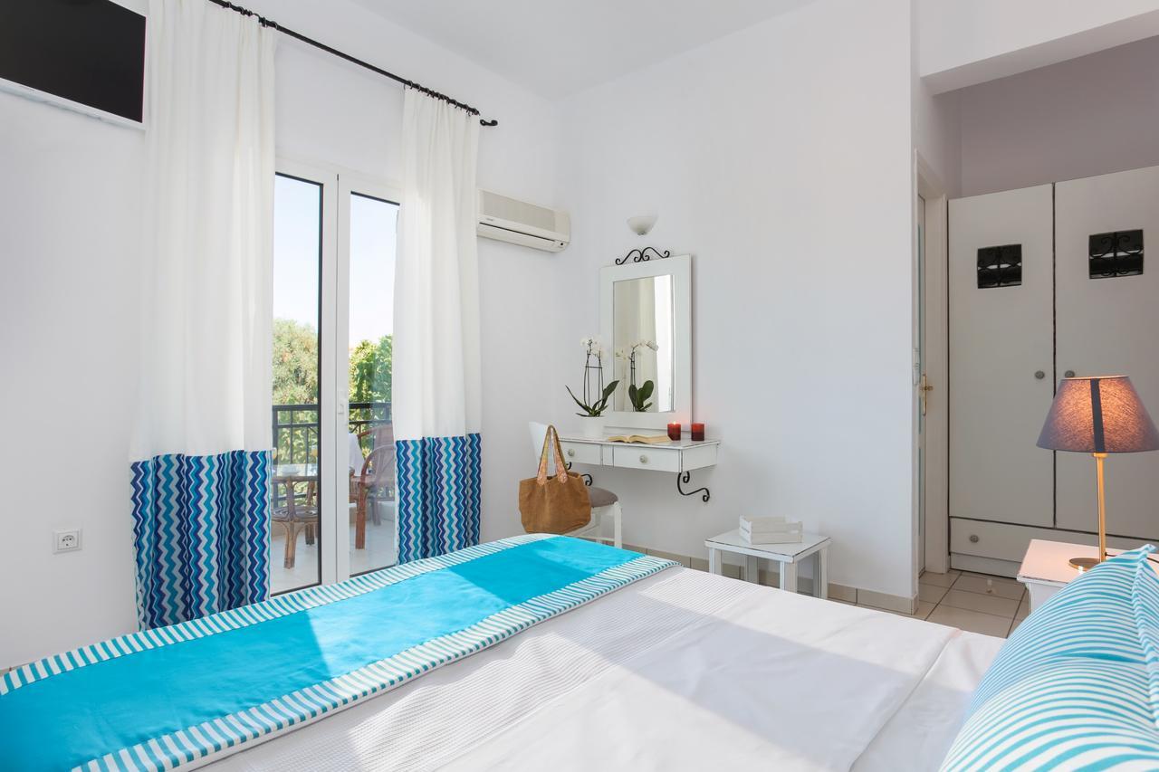 Iris Beach Hotel Monemvasia Exterior photo